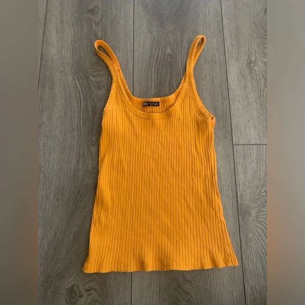Zara woman’s used spaghetti strap shirt in good condition